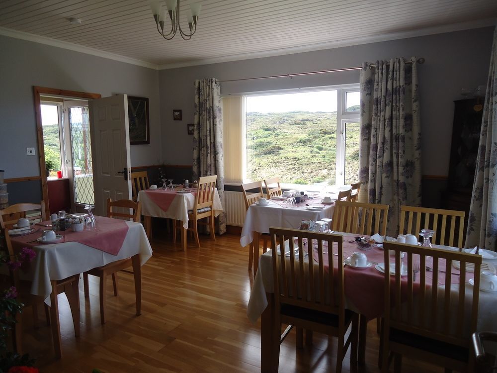 Bed and Breakfast Atlantic View Клифден Экстерьер фото